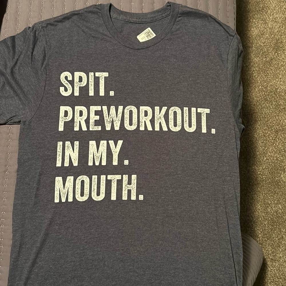 NWT Men’s Medium T-shirt